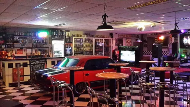 Botuva Motor Bar
