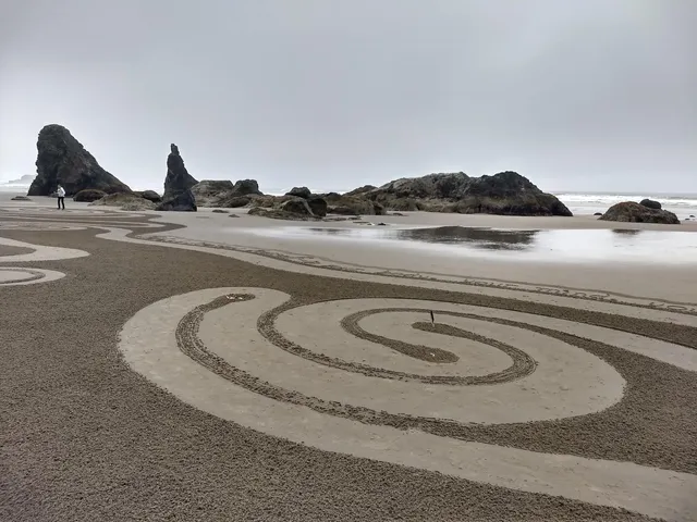 Face Rock State Scenic Viewpoint