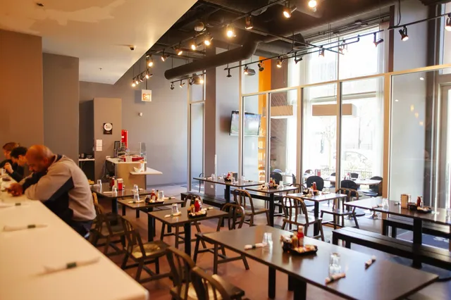 Chicago Waffles South Loop