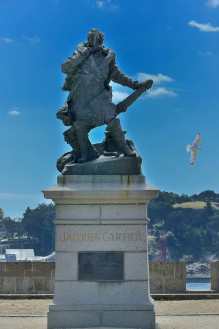 Statue of Jacques Cartier