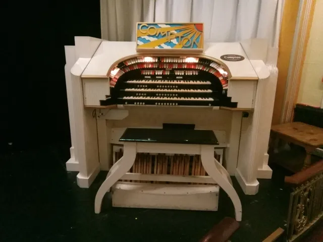 The Lancastrian Theatre Organ Trust