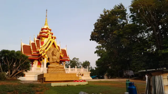 Wat Ban Khom