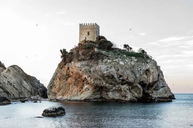 Ağlayan Kayalar Şile