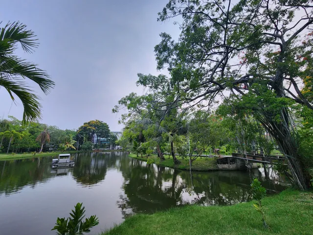 Lat Krabang Park (Suan Phra Nakhon)