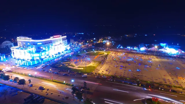 Hùng Vương Square