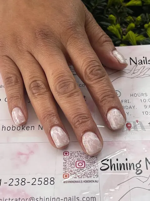 Shining Nails