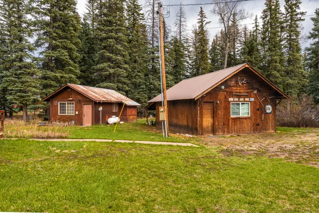 Bear Paw Lodge & Vacation Homes