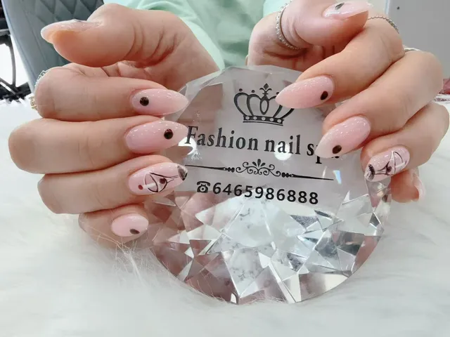 Fashion Nail Spa