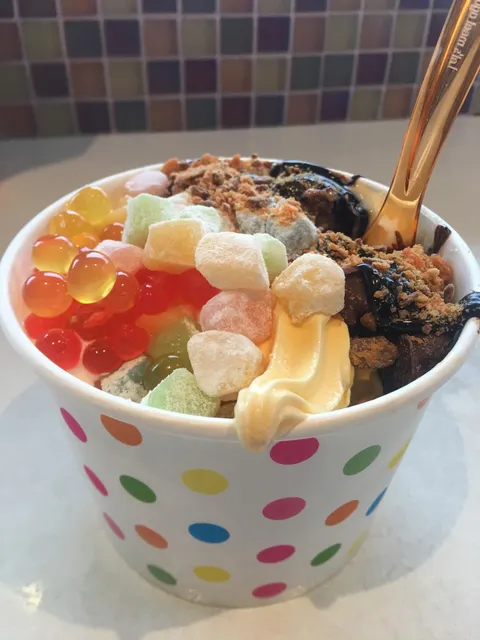 Yoforit Frozen Yogurt