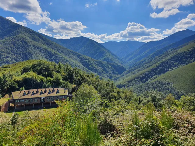 CENTRO DE INTERPRETACIÓN DE MUNIELLOS