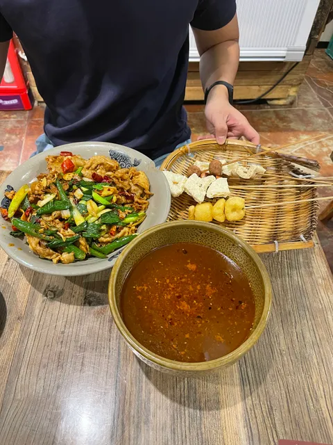Zhangmama Characteristic Sichuan Restaurant