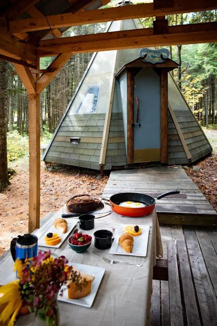 Aux Tipis de la Rivière Sauvage