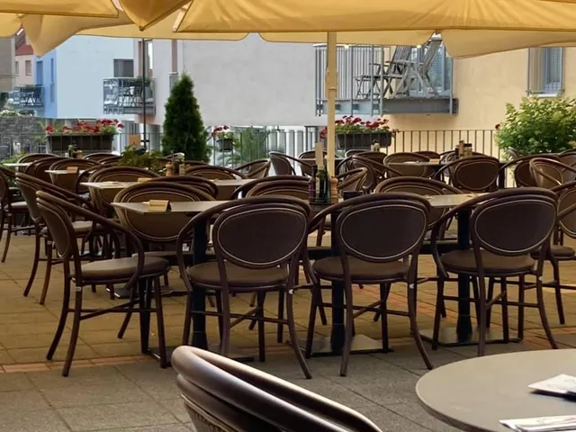 Eiscafé & Pizzeria Al Porto Malchow