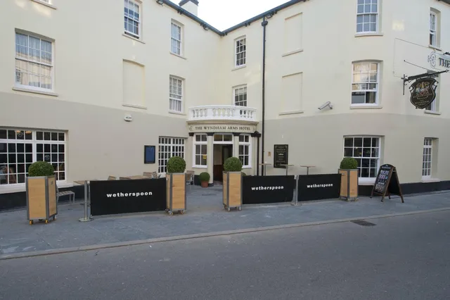 The Wyndham Arms Hotel - JD Wetherspoon