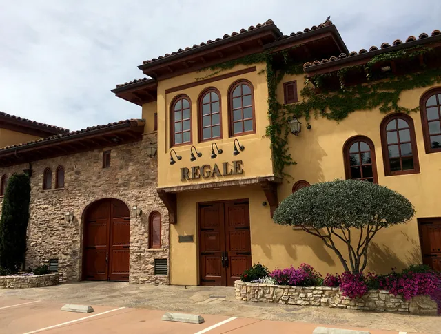 Regale Winery & Vineyards