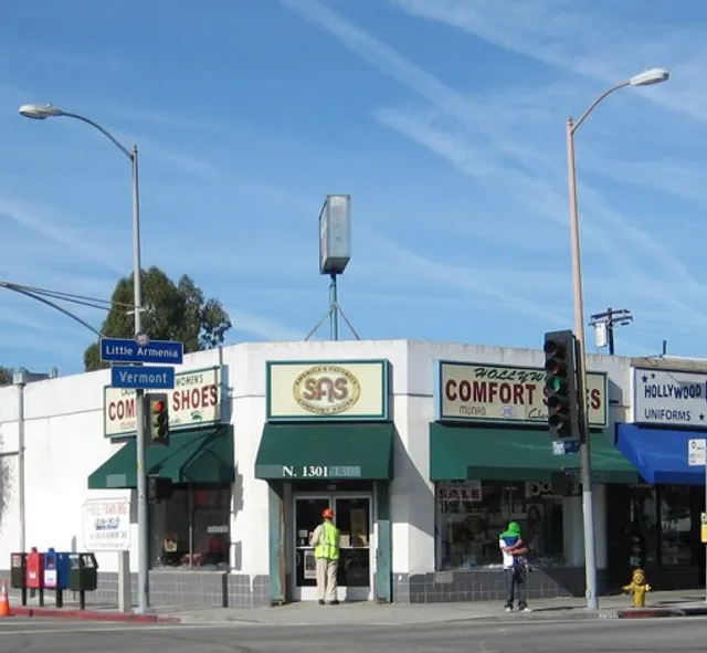 Hollywood Comfort Shoes - SAS Shoes Official Retailer