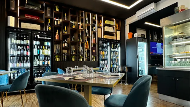 𝗣𝘂𝗻𝘁𝗼 𝗠𝗼𝗹𝗲 𝗥𝗶𝘀𝘁𝗼𝗿𝗮𝗻𝘁𝗲