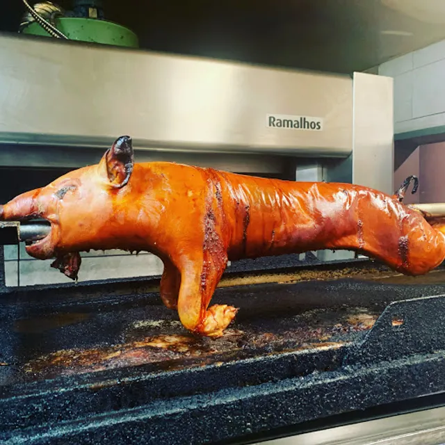 Rei dos Leitões/king of the pigs