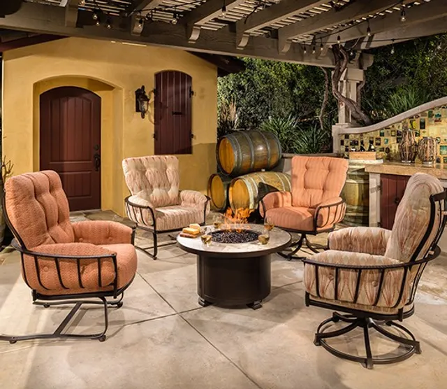 Casual Image Furniture