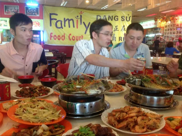 Nhà Hàng Phú Thành