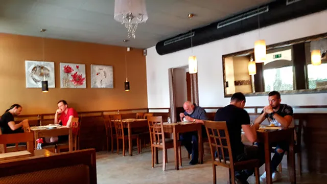 Idyla Cafe Restaurant