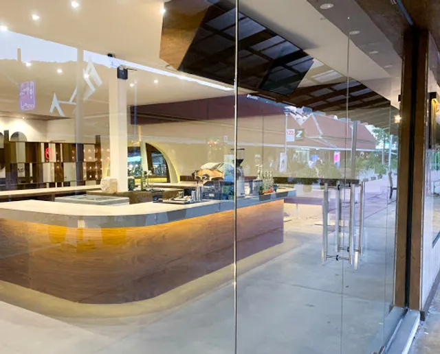 Aram Coffee & Crepes