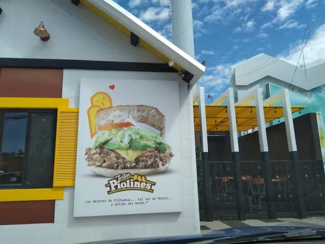 Tortas Piolines Tecnológico