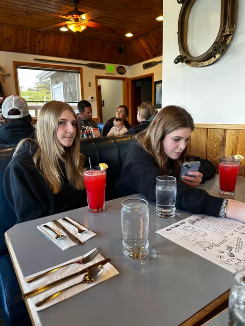 Newport Steak & Seafood