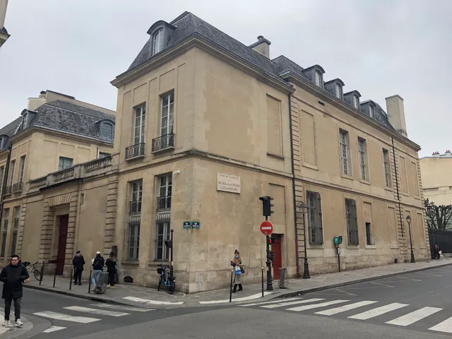 Hôtel de Guénégaud