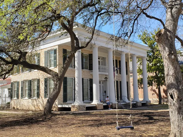 Neill-Cochran House Museum