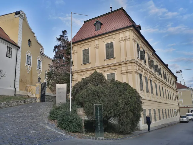 Modern Hungarian Gallery