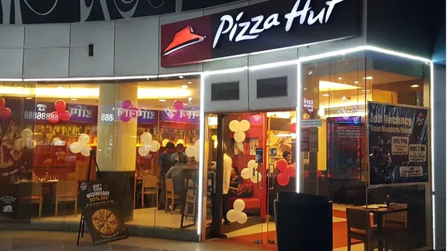 Pizza Hut | Sector 62, Noida