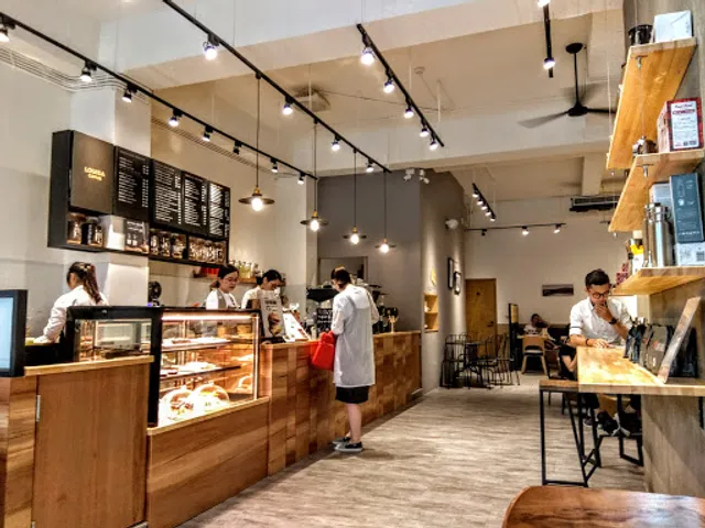 Louisa Coffee 路易莎咖啡(崇善門市)