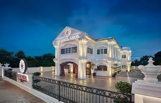 Seriental Hotel