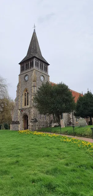 Wickham Water Meadows, Fareham Road, Wickham PO17 5DE