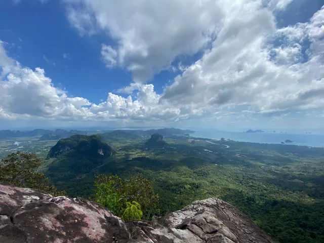 Dragon's Crest (Ngon Nak Nature Trail)