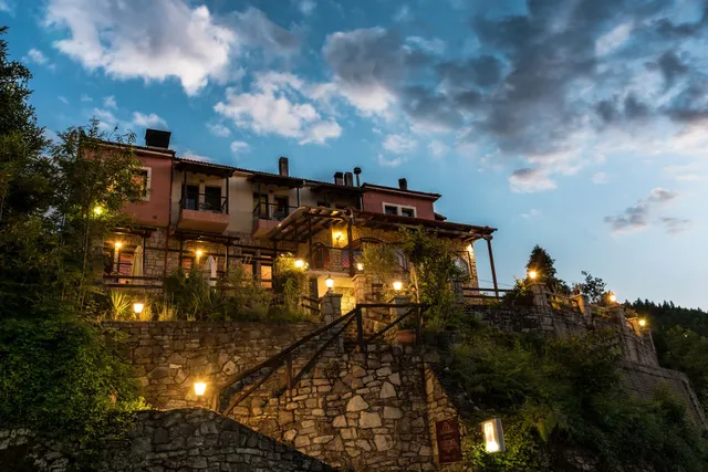 ΑΡΧΟΝΤΙΚΟ ΖΑΚΟΝΙ ΞΕΝΩΝΑΣ