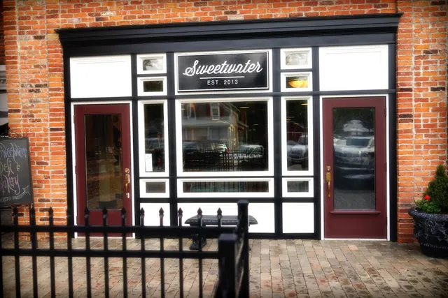 Sweetwater Gourmet Deli & Bar