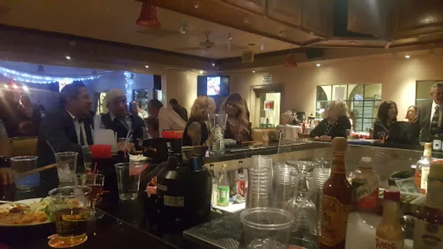 Topo’s Restaurant Bar & Banquet Facility