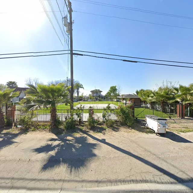 Reedley Country B & B