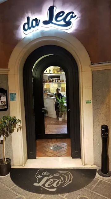 Leo Restaurant