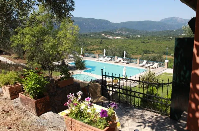 Fundana Villas Hotel