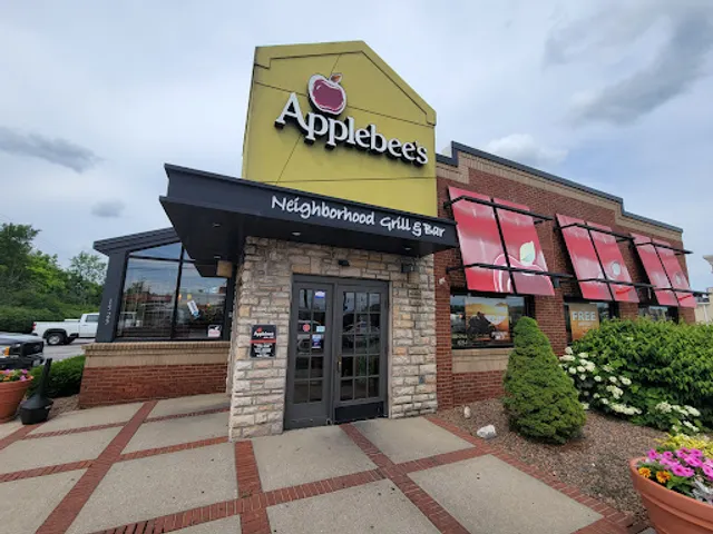 Applebee's Grill + Bar
