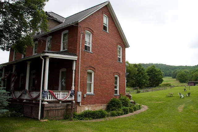 Hanna House Bed and Breakfast