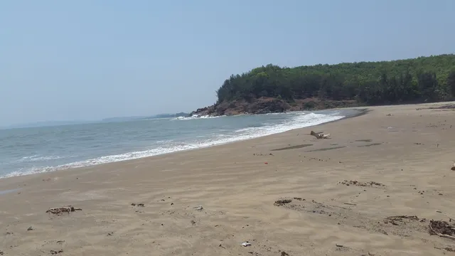 Mangodlu Beach