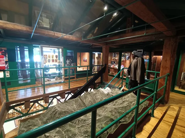 Centro Etnografico di Sauris / S'Haus van der Zahre