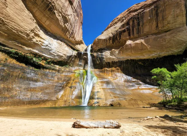 Lower Calf Creek Falls