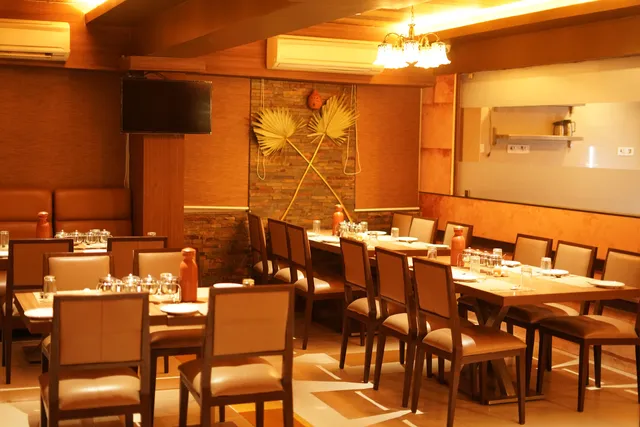 Manpaanai Chettinadu Virundhu