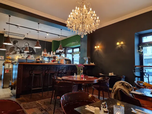 YADA YADA "breakfast club"