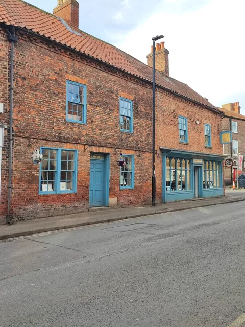 Zillah Bell Contemporary Art